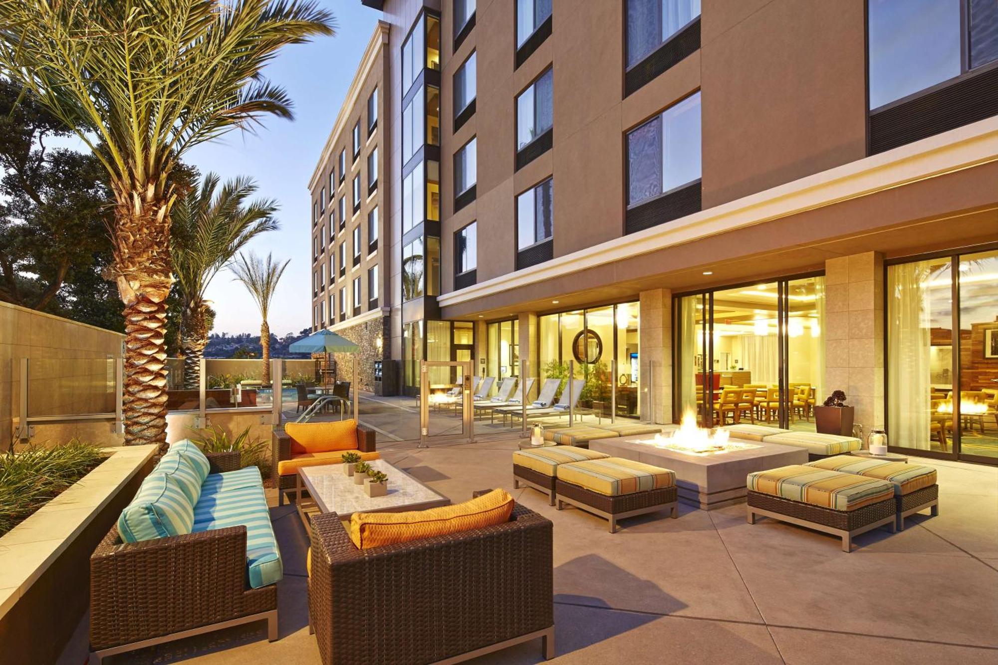 Hampton Inn San Diego Mission Valley Exterior foto